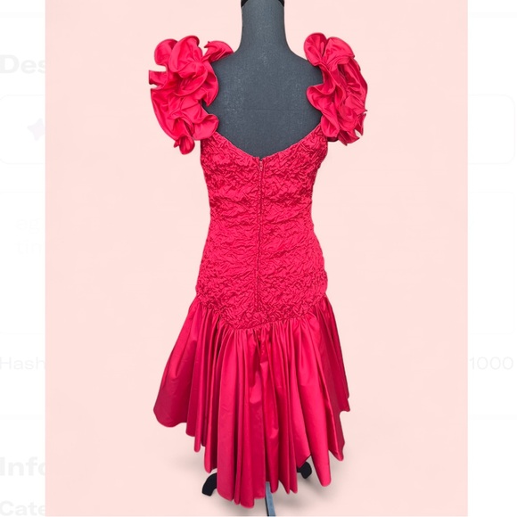 VTG 80s Prom Dress Red Layered Ruffled Size 5/6 with drop waist - Picture 4 of 10